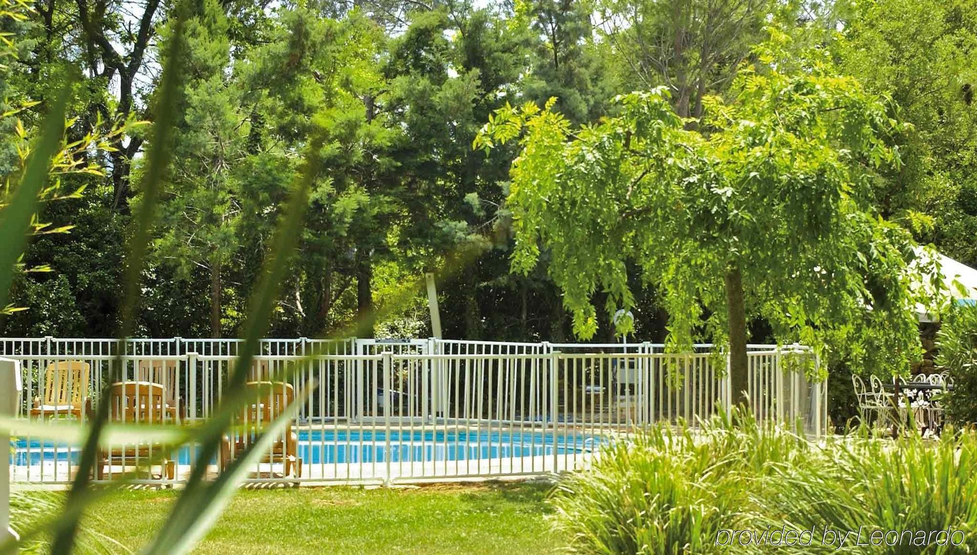 Ibis Budget Brignoles Provence Zewnętrze zdjęcie