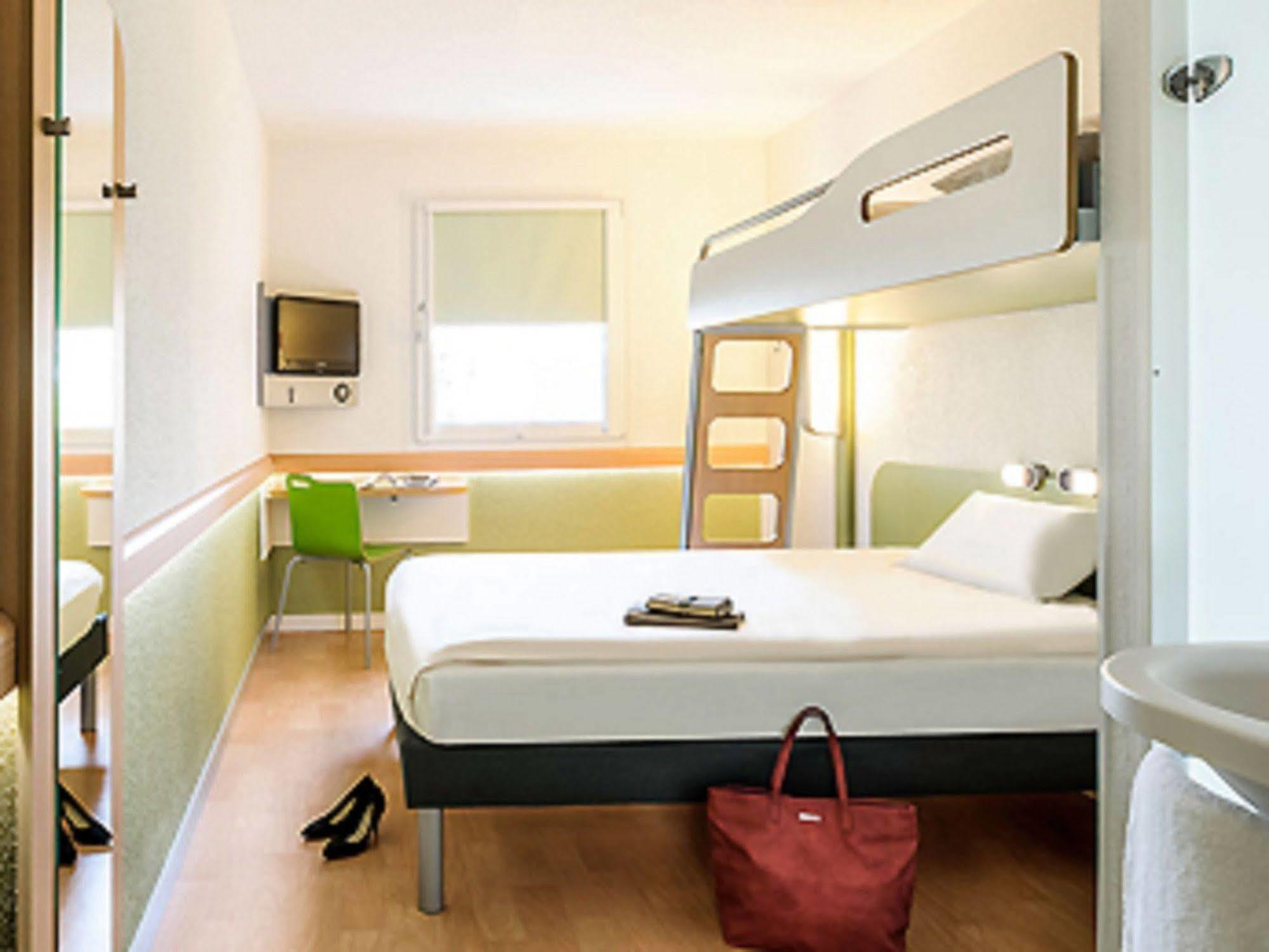 Ibis Budget Brignoles Provence Zewnętrze zdjęcie